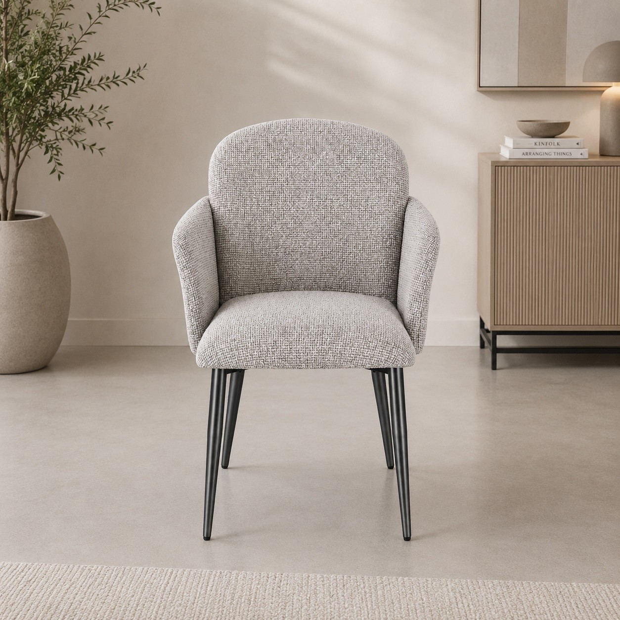 Sedia ERCILLA Seduta in Tessuto Grigio e Gambe in Argento Scuro Spazzolato
