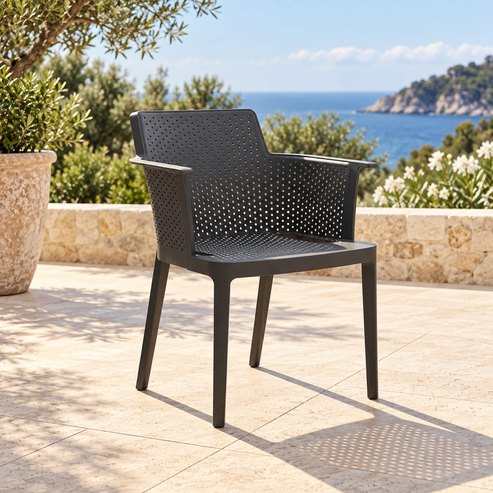 Poltrona da giardino impilabile Elide