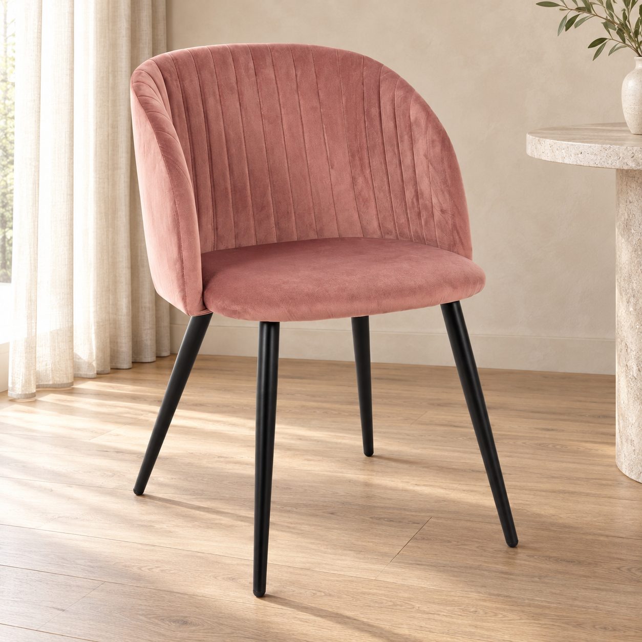 Sedia Queen velvet blush – con rivestimento effetto velluto