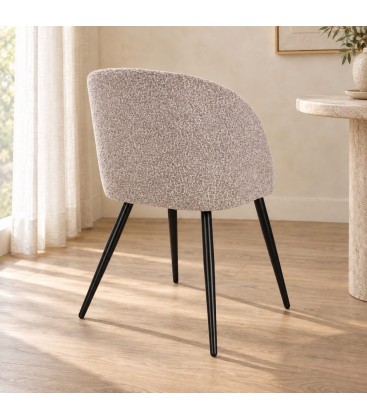 Sedia Queen visone – con rivestimento effetto bouclé in una seconda ambientazione