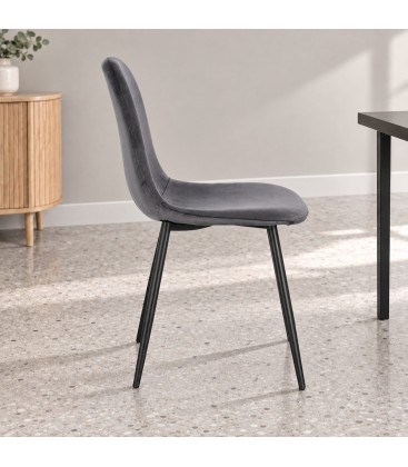 Sedia New Irelia nero/velluto grigio scuro – con rivestimento in poliestere vista da un altra angolazione