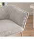 Dettaglio materiali e finiture di Sedia con braccioli Cassidy warm/grigio chiaro – con rivestimento in poliestere