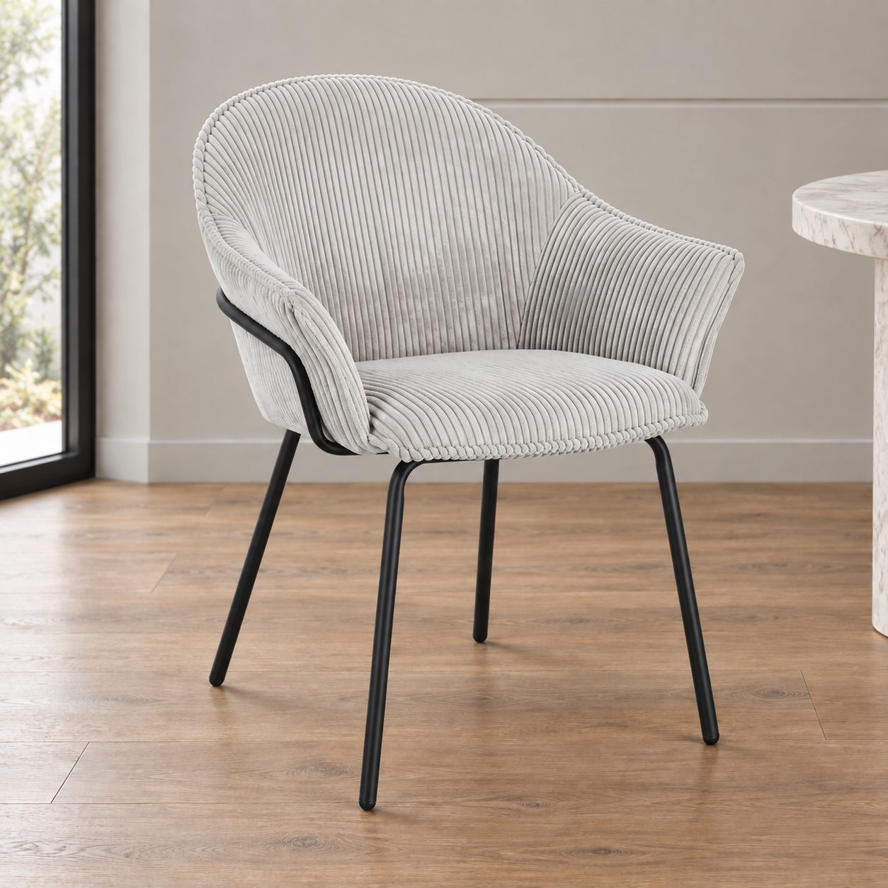Sedia con braccioli Cassidy nero/grigio chiaro – con rivestimento in poliestere ambientato