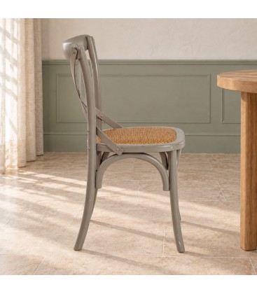 Sedia Cross grigio scuro – con struttura in legno di olmo vista da un altra angolazione
