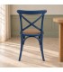 Sedia Cross blu – con struttura in legno di olmo in una seconda ambientazione