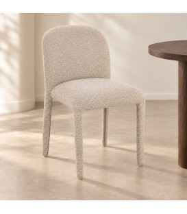 Sedia Antara beige – con rivestimento effetto bouclé ambientato
