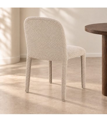 Sedia Antara beige – con rivestimento effetto bouclé in una seconda ambientazione