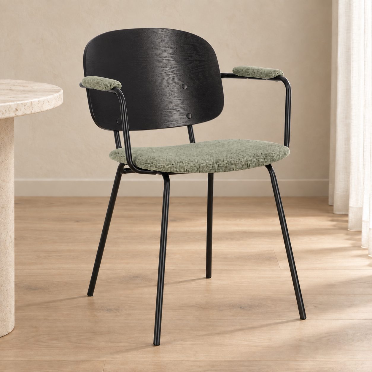 Sedia con braccioli Sienna verde – con rivestimento in poliestere ambientato