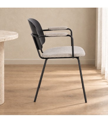 Sedia con braccioli Sienna natural – con rivestimento in poliestere in una seconda ambientazione