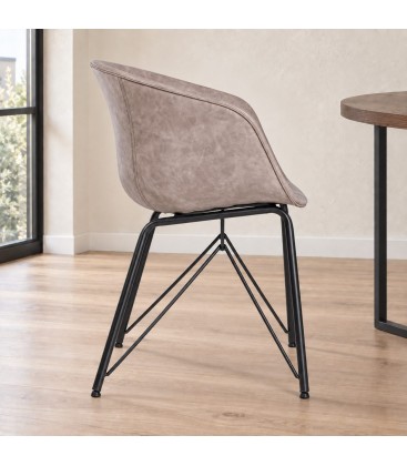 Sedia Warhol nero PU beige vintage – con elementi in polipropilene in una seconda ambientazione