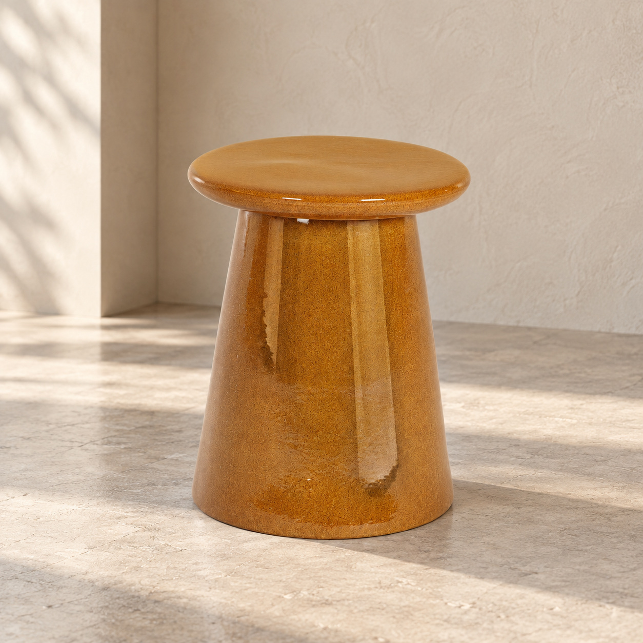 Tavolino decorativo Shilin senape altezza 45 cm in ceramica smaltata