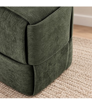Pouf Orlyn quadrato intrecciato verde scuro altezza 40 cm con rivestimento effetto velluto
