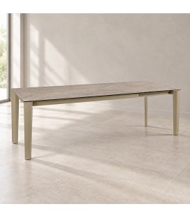 Tavolo allungabile Asiri beige con piano effetto travertino
