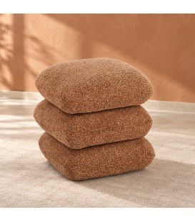 Pouf Antara terracotta con rivestimento effetto bouclé