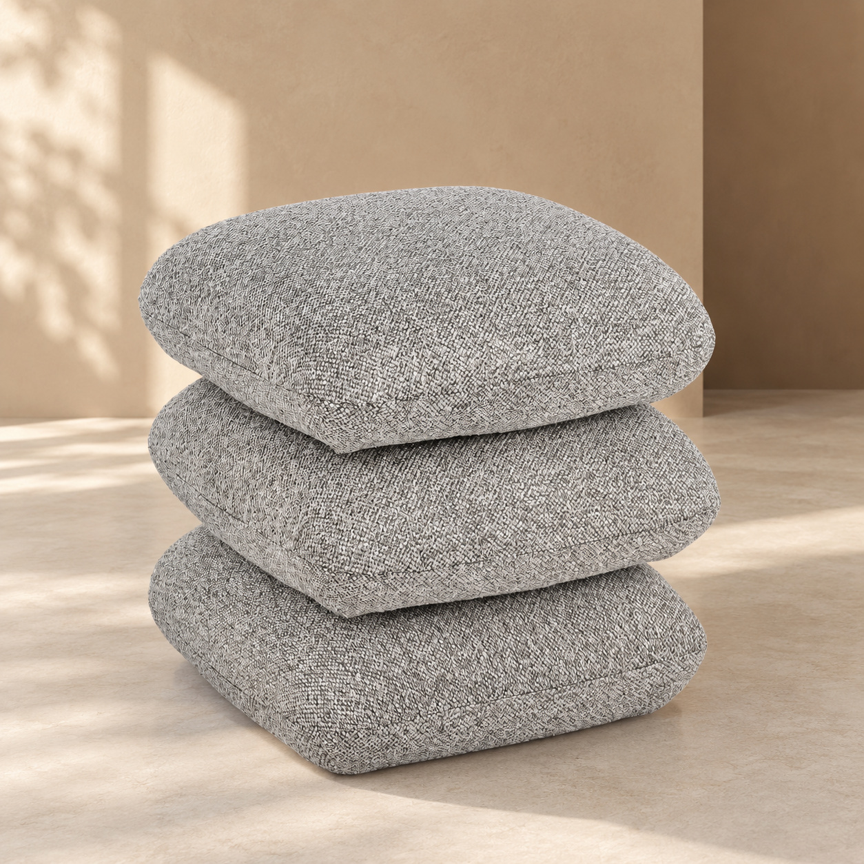 Pouf Antara grigio con rivestimento effetto bouclé