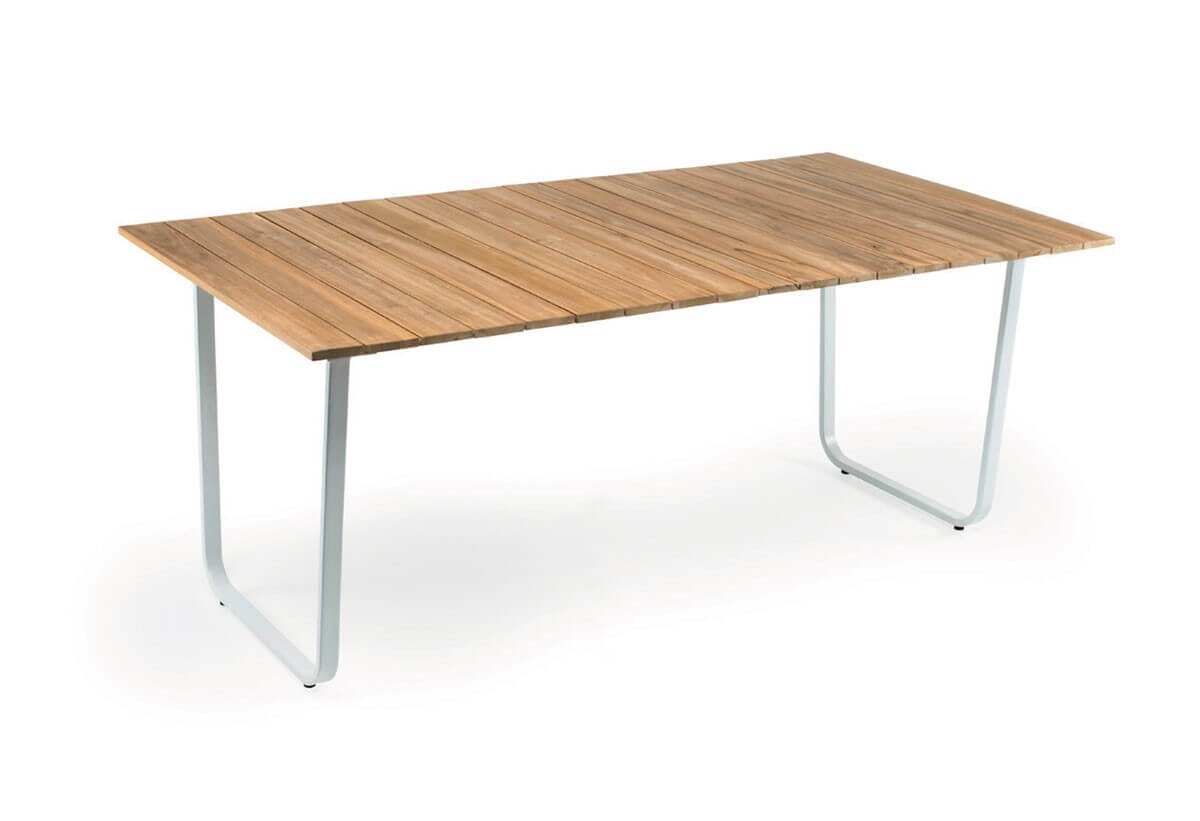 Tavolo per esterno con piano in teak yukon