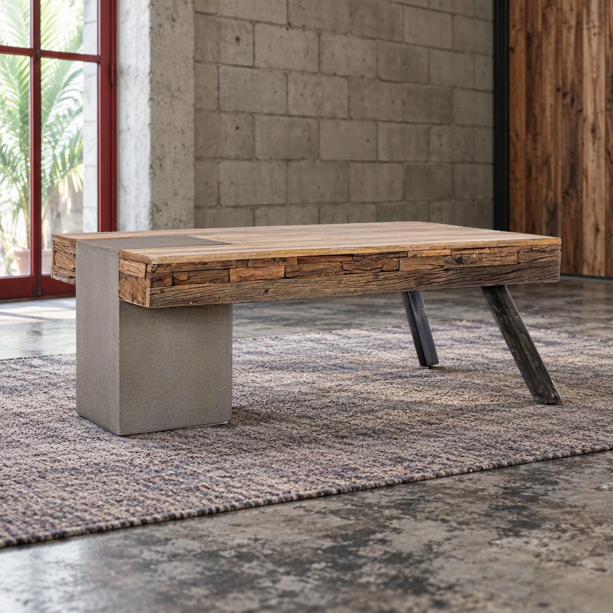 Tavolino Manchester con piano in legno di mango