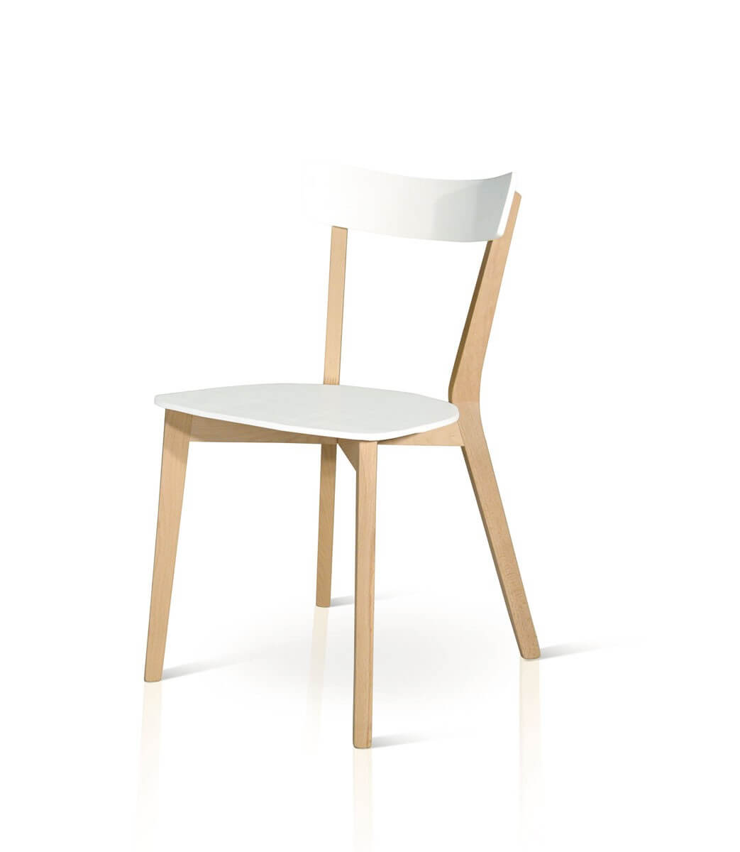 Sedia minimal da cucina in legno