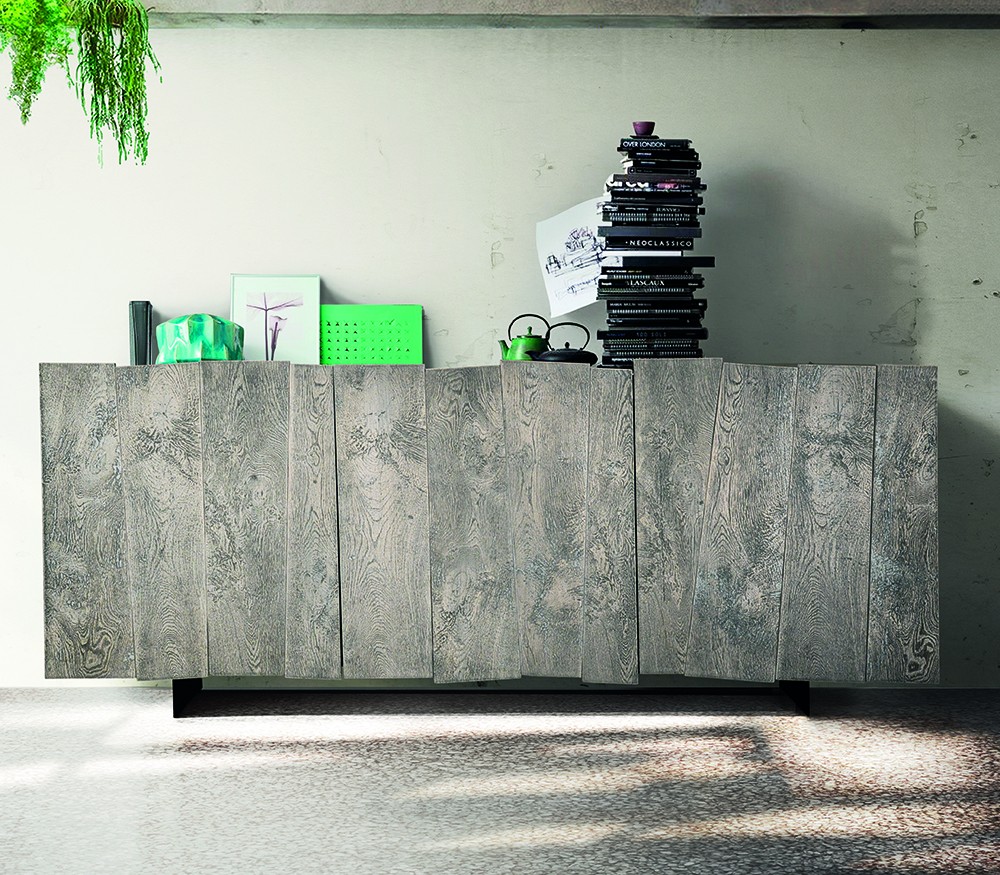 Credenza 3 Ante Rovere con Piedi in Ferro Finitura Beton