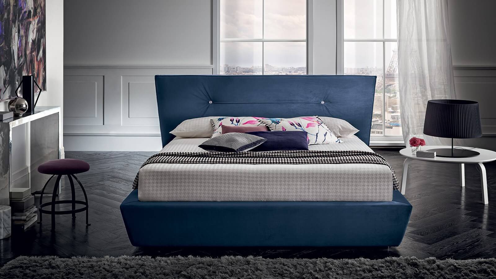 Letto matrimoniale imbottito elegante Chris Felis
